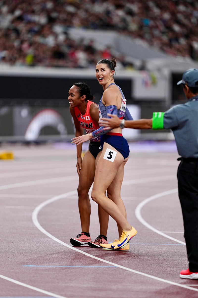 Onto the last round.

Letsile, Marie-Josee and Amy qualified for the 200 m final 🔥

📸 1 Viktoriia Tkachuk 
📸 2-3 <a href="/chiaramontesan2/">Chiara Montesano</a> 

#Tokyo2025 #WorldChampionships