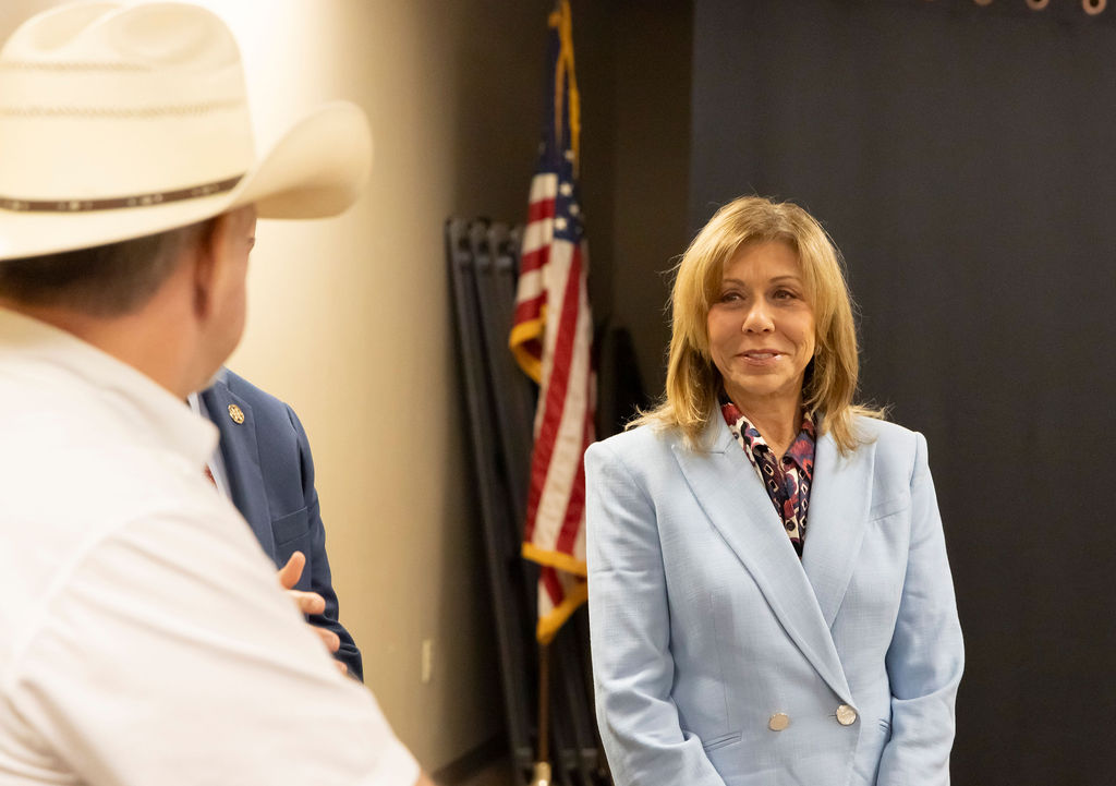 Joan Huffman tweet media