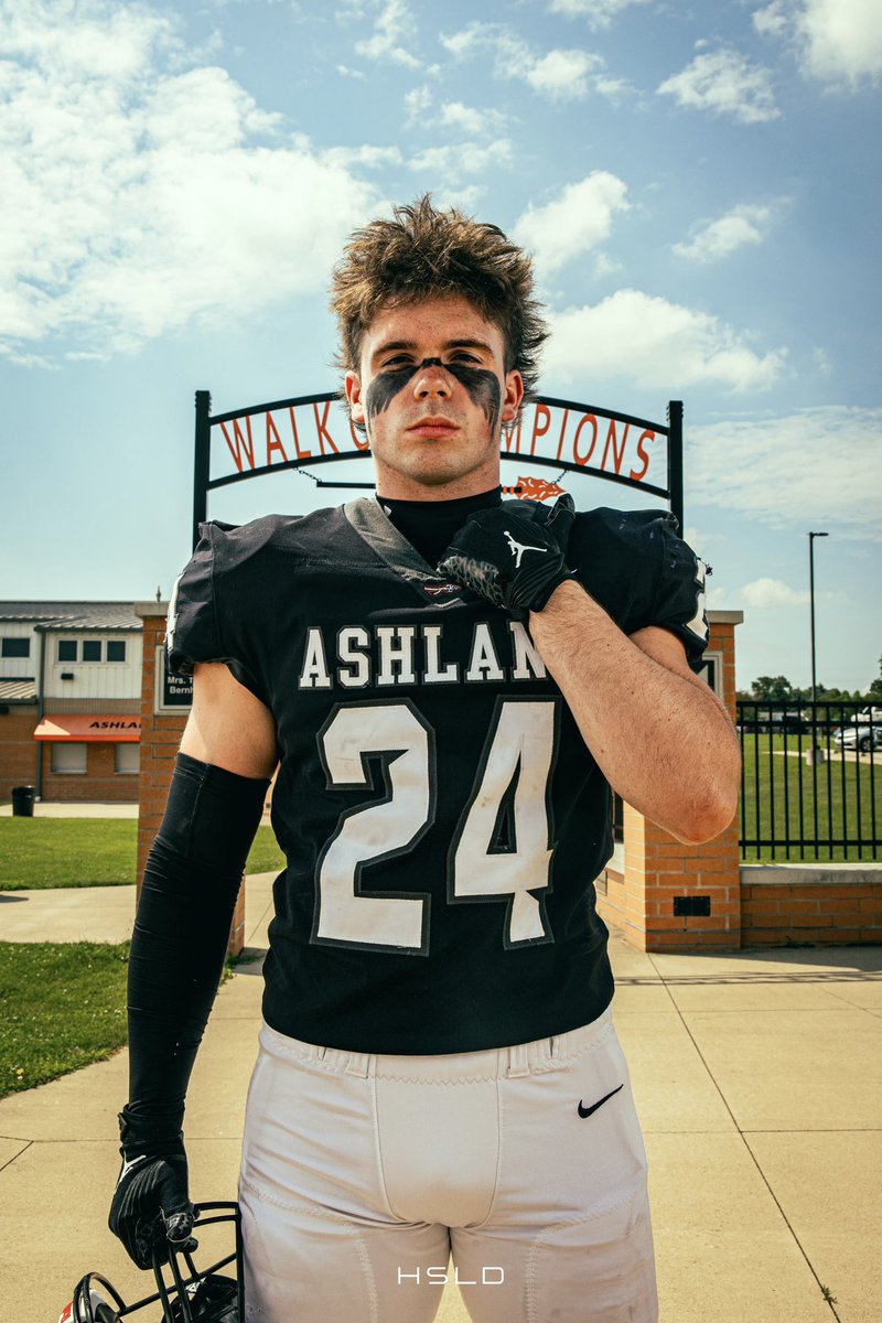 Captain's highlight for Week 5 of the Team 119, 2025 season, is <a href="/GLacey34/">Gunner Lacey (2026 LB)</a>. Gunner is a 3 year letterman, with a 3.4 gpa, and is a 5’11" 210# LB/RB. He is a 4th year varsity starter and was named 2024 1st Team All-Conference (OCC), 1st Team Division 2 All-Northwest District