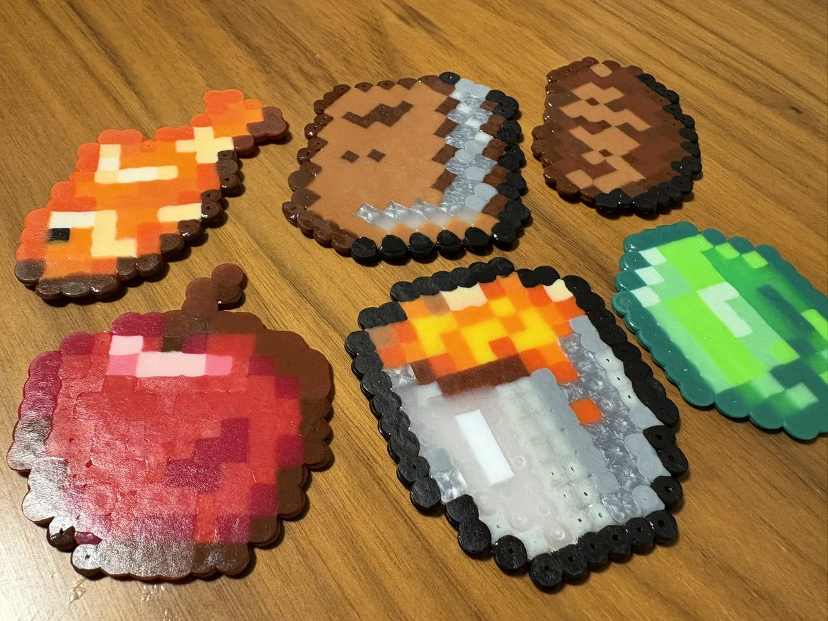 夢中で作ってたらこんな時間 （ ˆᴗˆ ）
ぴかにきの配信お供に黙々作業🌟

つぶつぶキモくて穴潰すの必死に頑張ってるദ്ദി^._.^)♩遠目に見たらいい感じに見えてとてもかわいい🫶🏻
