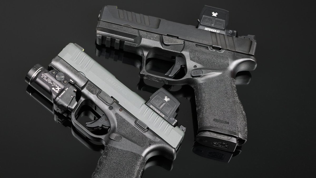 Vortex Optics just dropped enclosed-emitter versions of its popular Defender red dots. At launch, there are two models: Defender-CCW Enclosed and Defender-ST Enclosed. If you are familiar with the company’s original Defender line, these will be familiar — though, different.