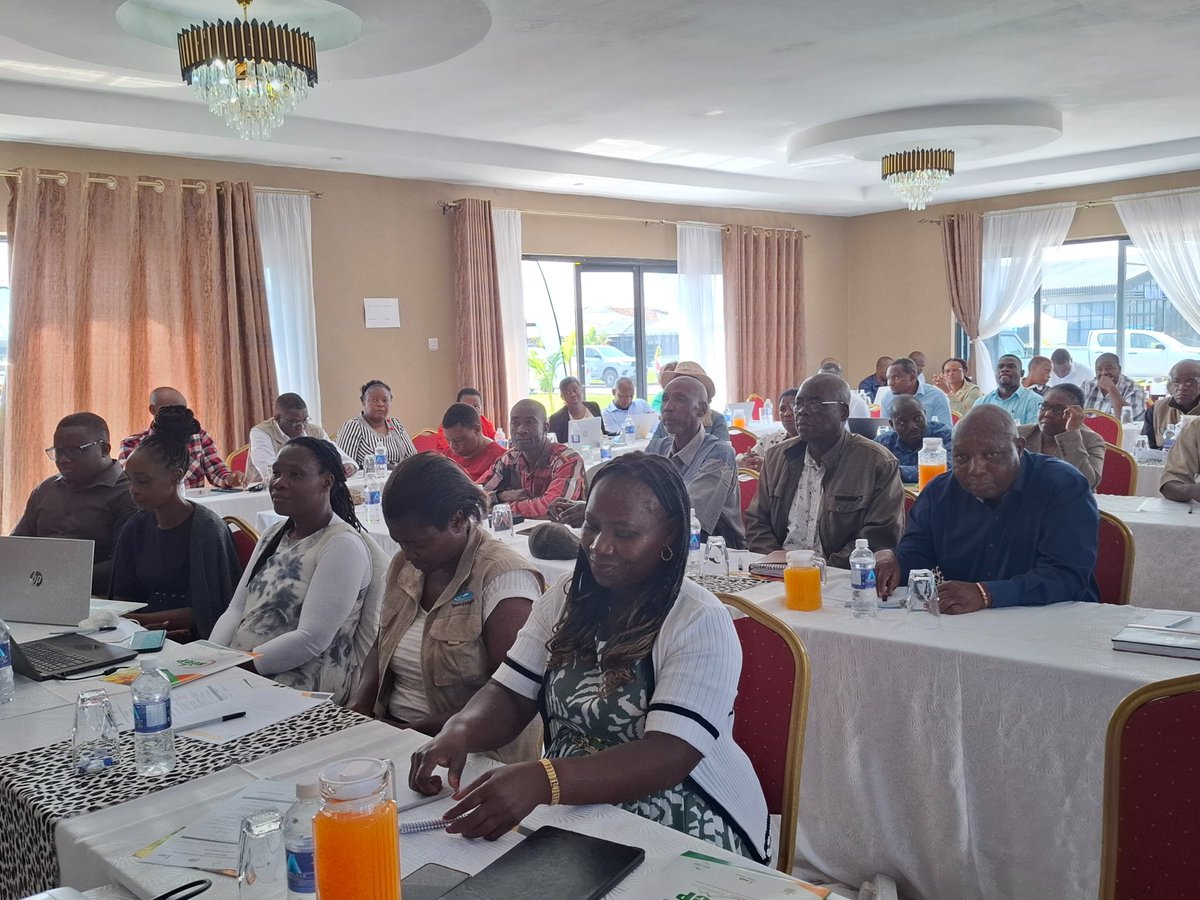 The Horticulture Enterprise Enhancement Project was launched in Masvingo today, In his welcome remarks,  Permanent Secretary , Dr Admore Pazvakavambwa said, "Over the next six years, the project will serve as a catalyst for increasing incomes, enhancing food security and