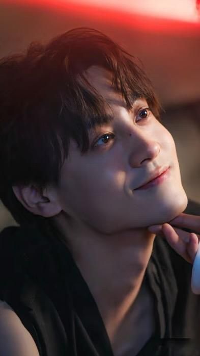 Yunholuv's tweet photo. @RevengedLoveArg I am so happy that I know you this year. ❤💛 i wish you all the happiness and that all your hopes and dreams come true
 💛❤

HBD TIAN XUNING
#TianXuningDay https://t.co/QTJ7CF7PLd