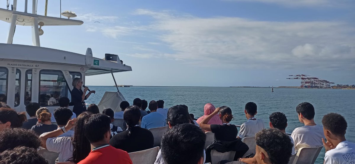 ILB_CAT (@ilb_cat) on Twitter photo Resum jornades benvinguda alumnat curs 2025-2026, amb la tradicional visita a les instal·lacions del <a href="/PortdeBarcelona/">Port de Barcelona</a>. Benvingudes i benvinguts i molt bon inici de curs. Resum jornades benvinguda alumnat curs 2025-2026, amb la tradicional visita a les instal·lacions del <a href="/PortdeBarcelona/">Port de Barcelona</a>. Benvingudes i benvinguts i molt bon inici de curs.