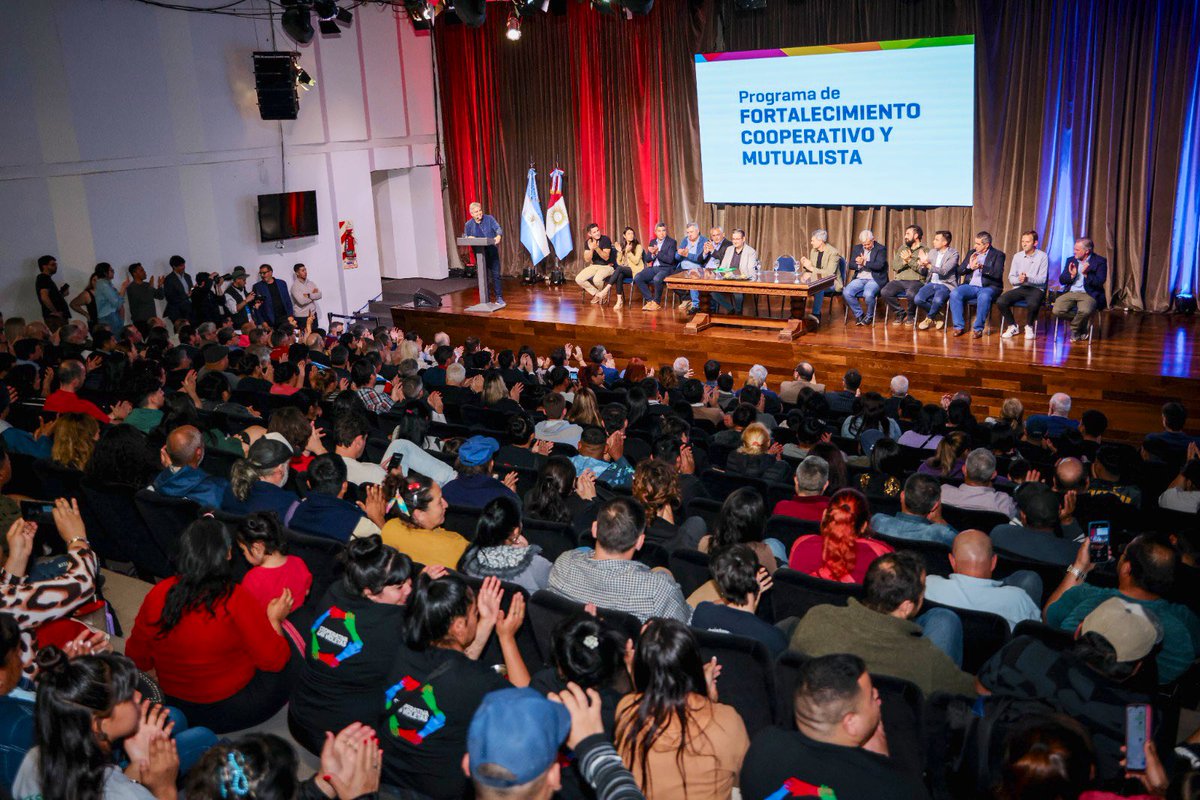 En estos tiempos en que la Argentina enfrenta enormes desafíos económicos y sociales, es fundamental poner en valor aquellos sectores que son capaces de generar trabajo y progreso en cada rincón de nuestra provincia. 

En #Córdoba, tenemos una larga tradición de organización