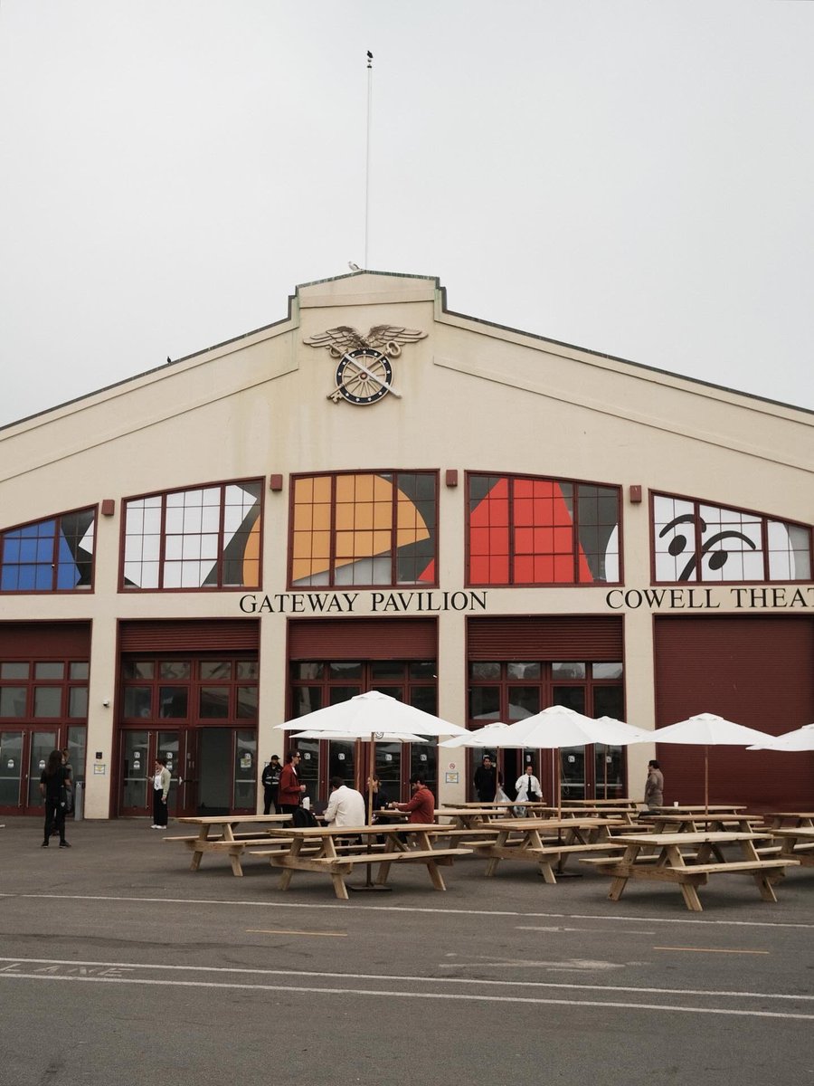 NotionHQ's tweet image. Today’s the day! It’s #MakeWithNotion 🔺🌀