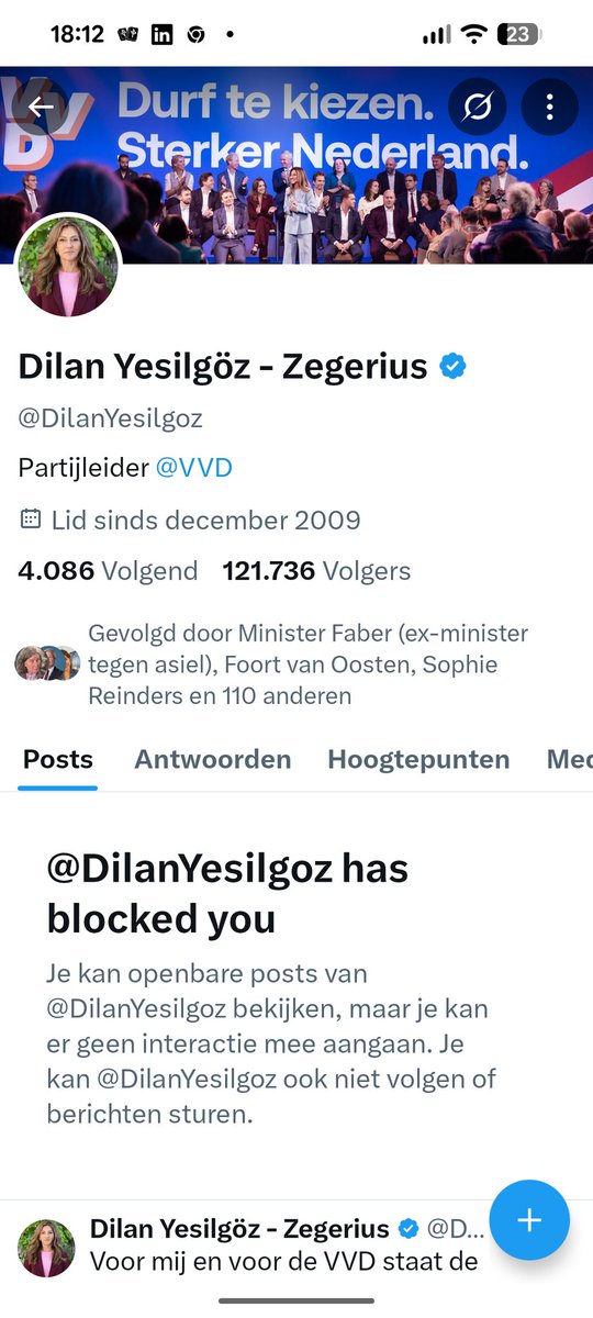 #stemadvies
Als trofeeën kijk ik trots naar de blocks door die malle pipo's, die ons land de afgelopen maanden dachten in hun greep te hebben. Volstrekt redeloze en onverstandige politiek. Stem niet op deze prutsers in oktober! <a href="/geertwilderspvv/">Geert Wilders</a>, @lientje1957, <a href="/DilanYesilgoz/">Dilan Yesilgöz - Zegerius</a>