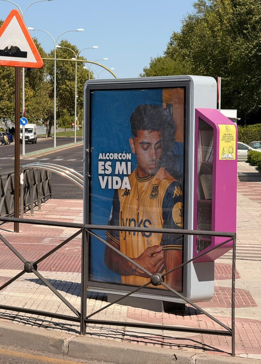 rincon_alfarero's tweet photo. Visto en Puerta del Sur, algo está cambiando en Alcorcón. https://t.co/FmEoMzVYXl