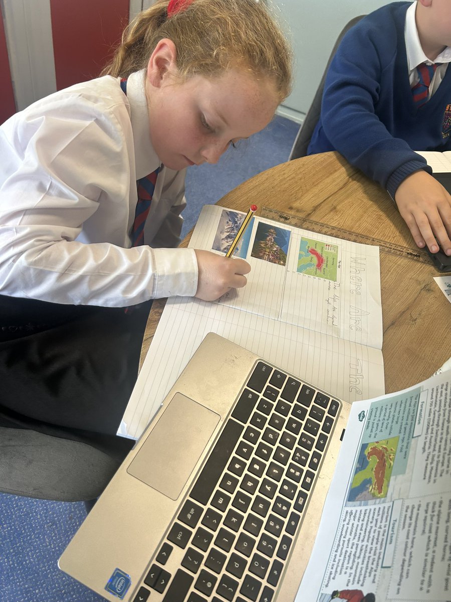 Miss Stratton tweet media