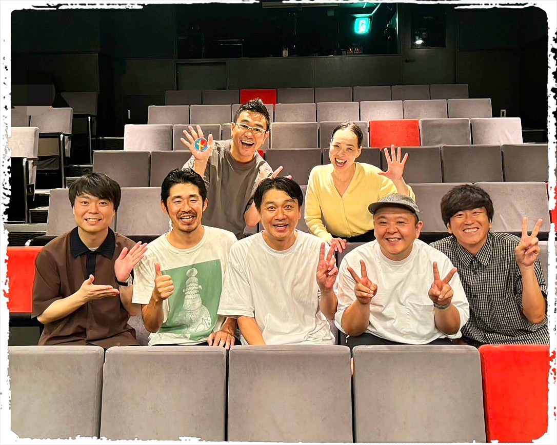 meganeouji840's tweet image. #メトロンズ 『#NoSingNoEnd』観劇で感激🎵
#川上友里 ちゃんのファンで観に行き、もちろんメンバー皆さん面白いとは知っていたけれど👍芝居の構成、塩梅が素敵過ぎて嫉妬した😭友里ちゃんという爆発力のある女優さんを初めて入れる事で生まれるメンバーの凄味も出てたと勝手に思う😆→