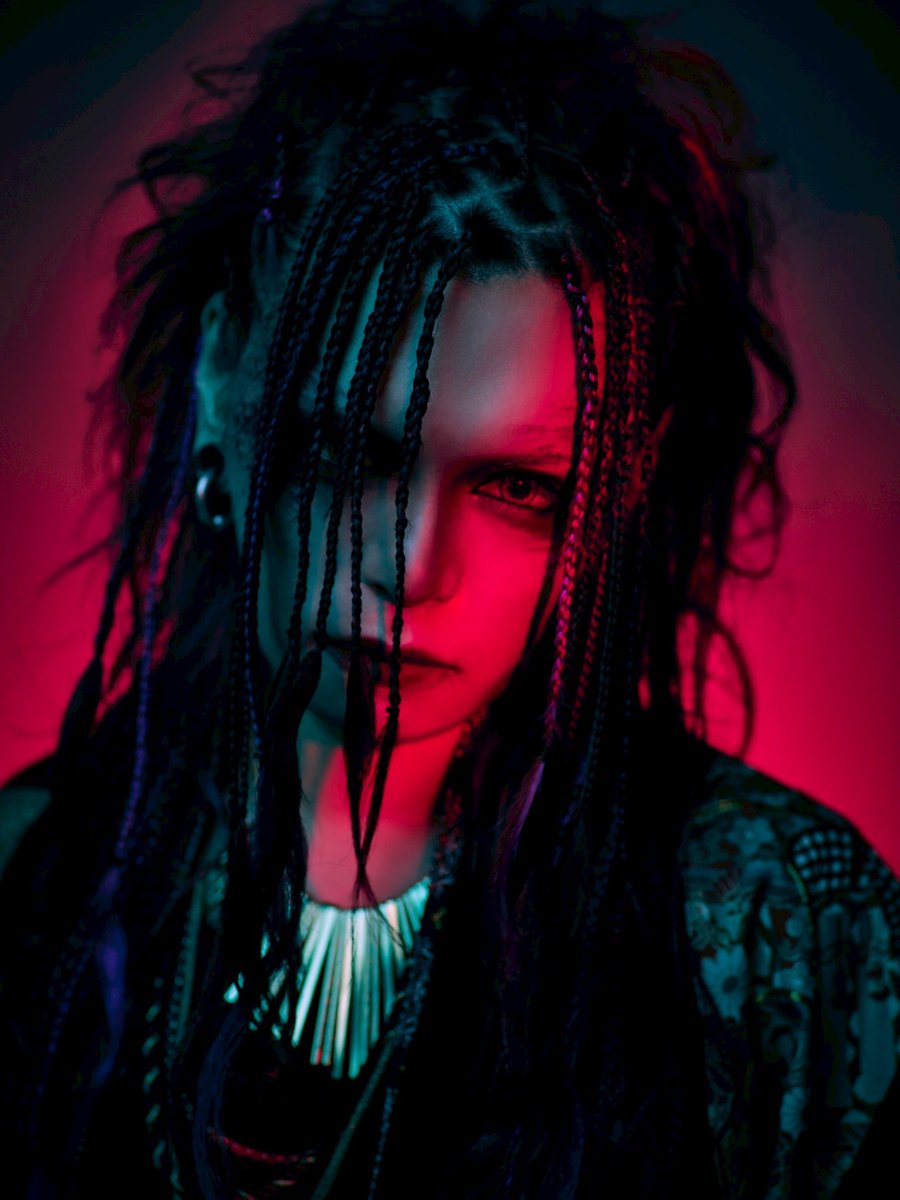 Azavana 遼 チェキ VIRGE Azavana 遼 チェキ 2025年最新】Azavana 遼の