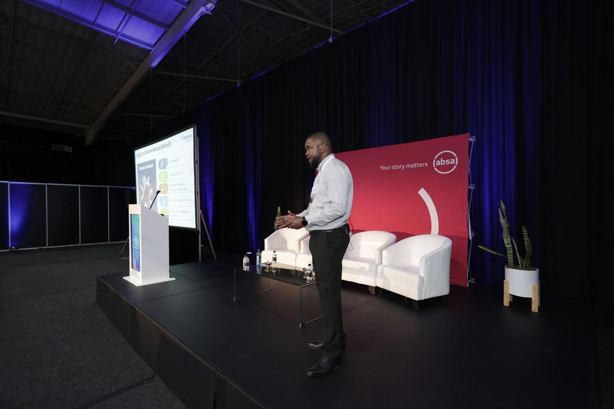 SmartProcure's tweet image. ✨Knowledge Hub highlights! Tamara Al-Halaseh (EQ Consulting) on building balanced workforces, plus insights on doing business with PepsiCo (Hulisani Mukwevho) & Alexander Forbes (Roshen Pahaladh). #ESDexpo2025 #SmartSupplier #SPW2025Indaba