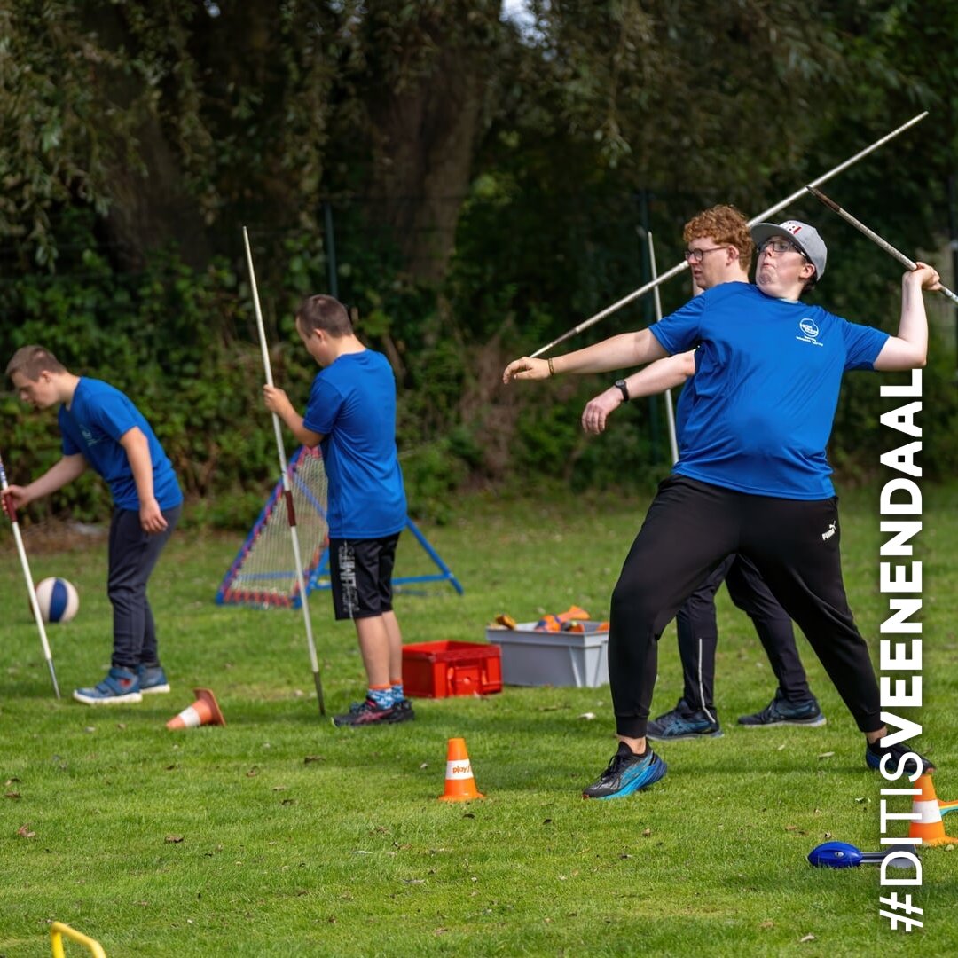 Iedereen moet kunnen sporten! 💪✨ Op 20 sept (11:00–14:00) is de Sportdag Onbeperkt Sportief in Veenendaal. Ontdek en probeer aangepaste sporten voor mensen met een beperking of aandoening. Doe mee of kom kijken! ⚽🤸‍♀️
#ditisveenendaal #OnbeperktSportief #Veenendaal