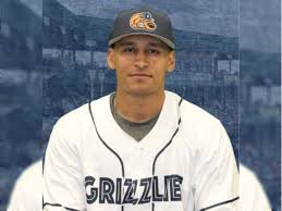 Breaking News
Former NLB star and current NLB coach and professional player Victor Castillo is available for lessons in the Tallahassee area.
Victor was a great juco player (College of Central Florida), D1 player (University of New Orleans) and Frontier League All-Star.
Castillo