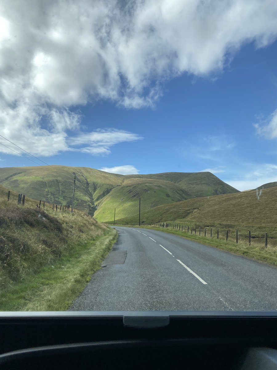 Travelled through sun then rain, to arrive at our destination to a rainbow 😀
#Scotland