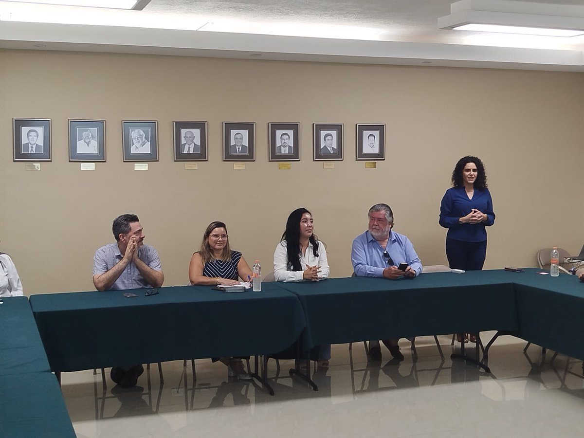 AAA_Yucatan's tweet photo. El día de ayer se tuvo una reunión AAAYUC, MSC y APM con temas relacionados con la naviera. https://t.co/G0hkiMHwjc