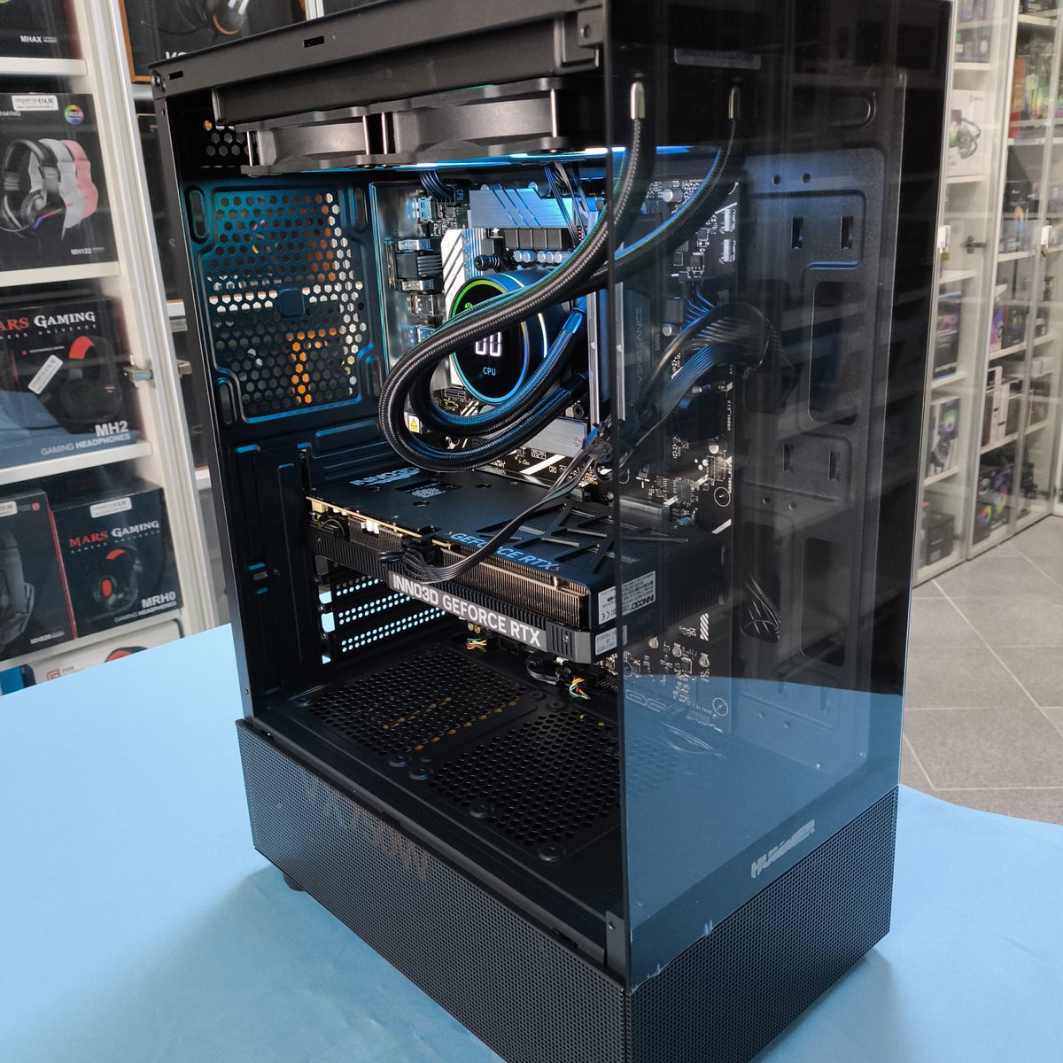imperiomultimed's tweet image. 🔥 PC IM Judge 🔥
i5 14600K | RTX 5060 Ti 16GB | 32GB DDR5

💻 Configurações à medida do cliente
📦 Envios diários para todo o país
💳 Pagamento até 12x sem juros

🔗 Consulta os componentes no link abaixo!

#Gaming #PCBuild #tech