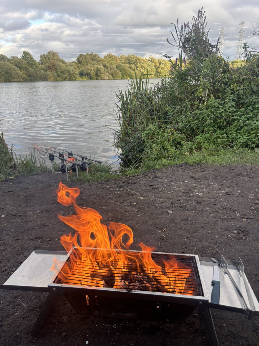 RoofingRob84's tweet photo. Into last night of 2 night blank so far  come 1 carp and il be over moon no matter how big https://t.co/rrcujFtb83