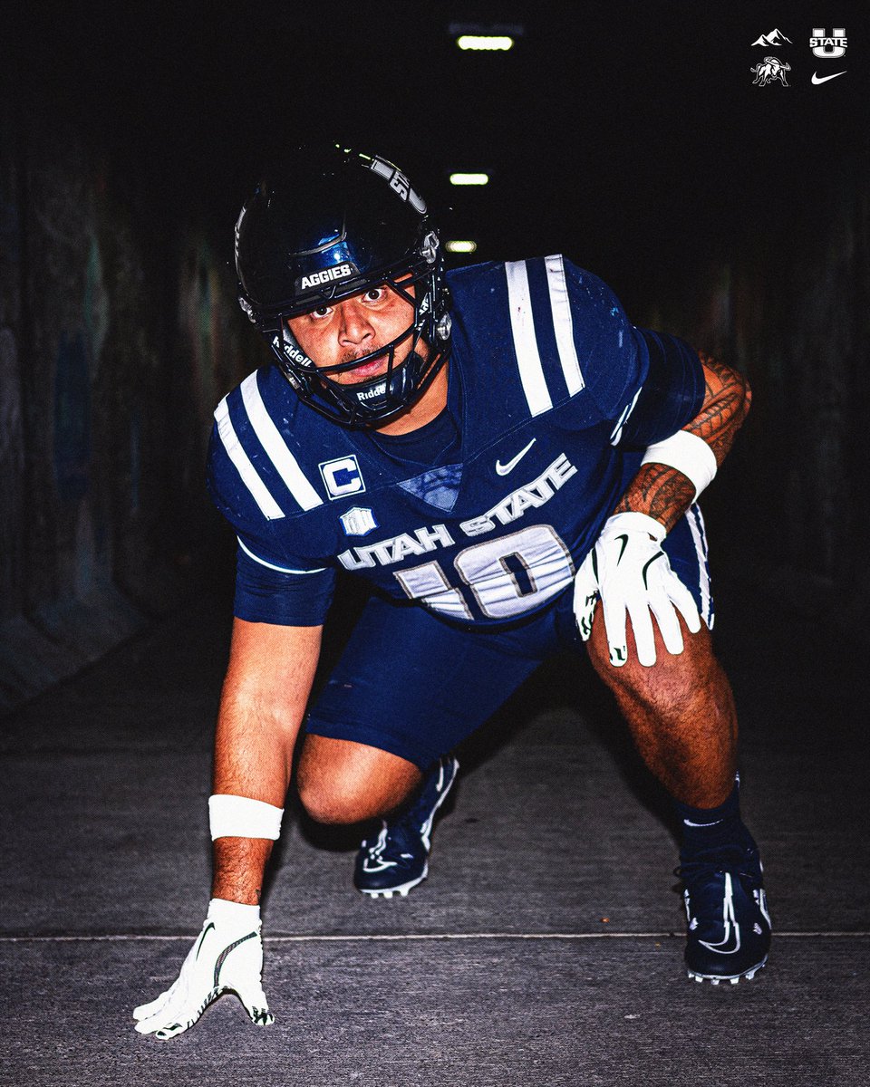 All blue unis for for the blue out this week! 🔵🔵🔵

Come watch <a href="/Tokomico/">Gabriel Iniguez</a> dominate the trenches on Saturday! 😈

🎟️➡️ usuaggies.info/3VgQT00