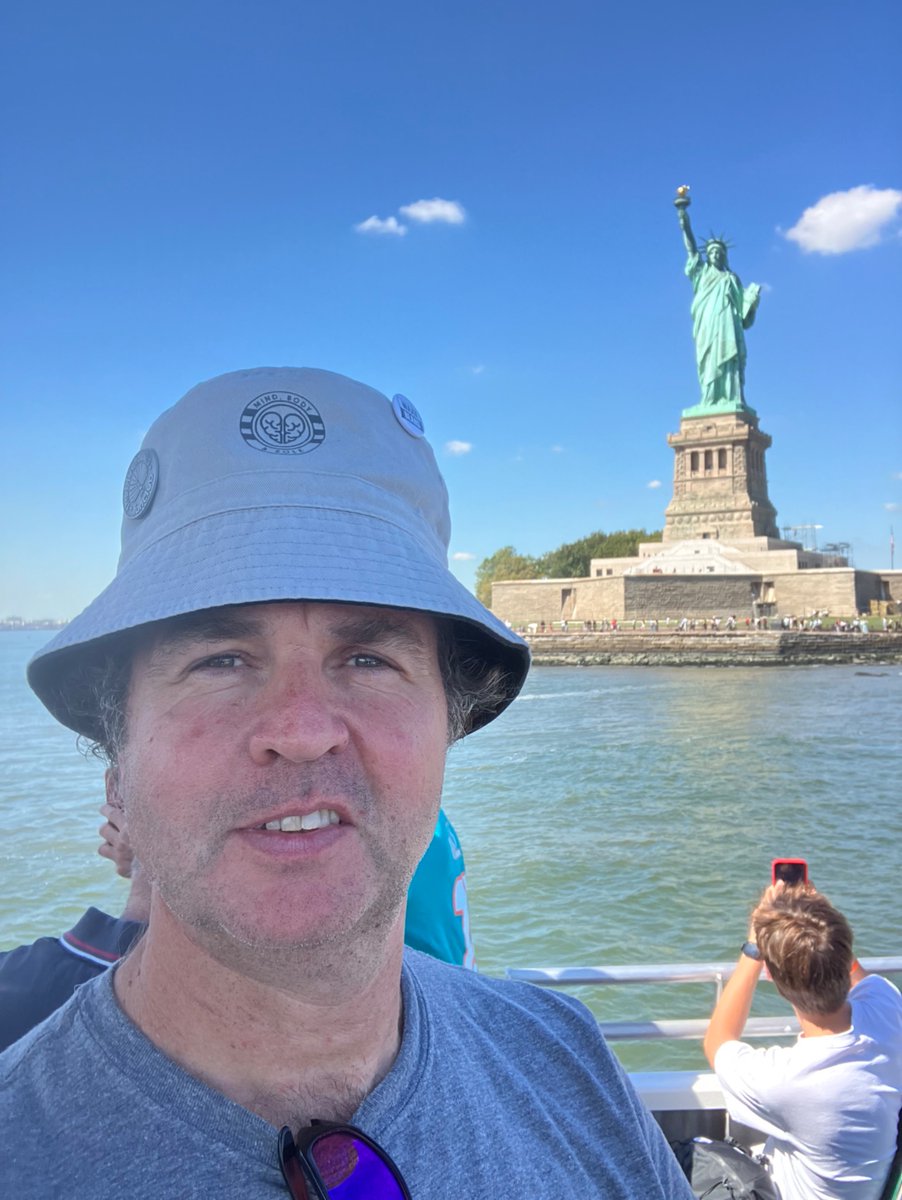 My favourite hat is on tour again… <a href="/MindBodySoleUK/">Mind, Body & Sole</a> #LadyWithAnIceCream