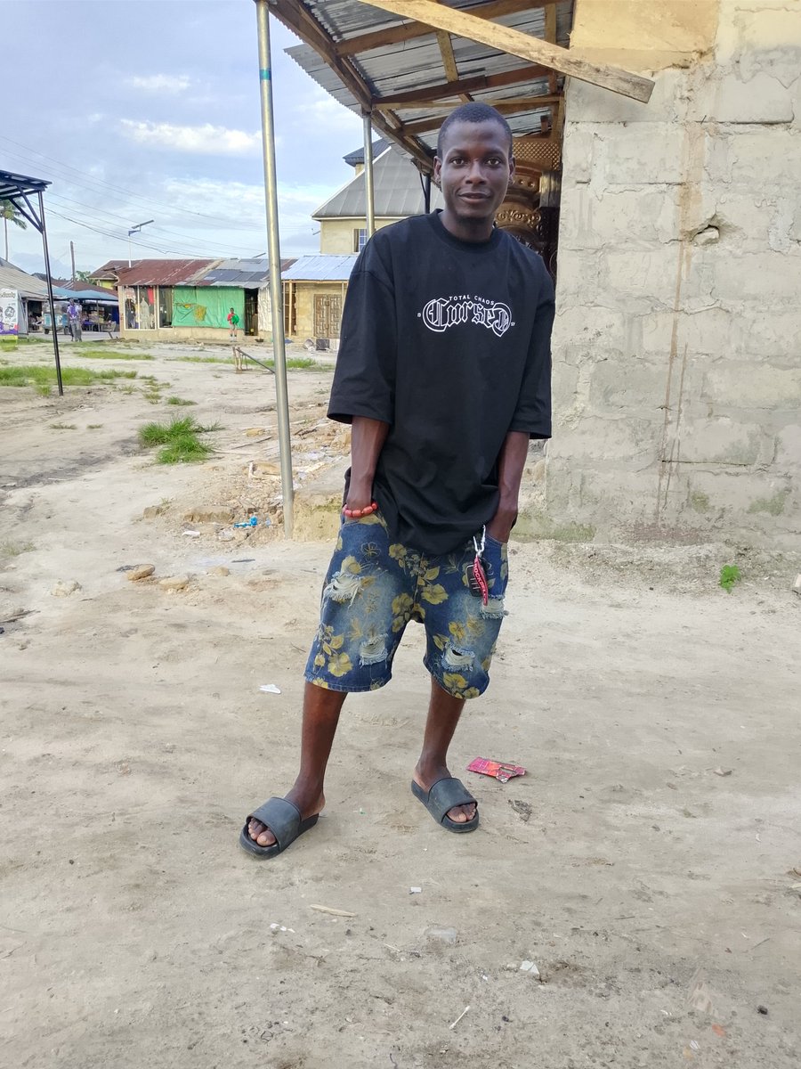originalmozezo's tweet photo. If you defend your children misbehavior, one day you will hire a lawyer to defend their crimes. Discipline is not chlId abuse, just telling you, Happy birthday to me👑💯 https://t.co/5MjXu4vDyy