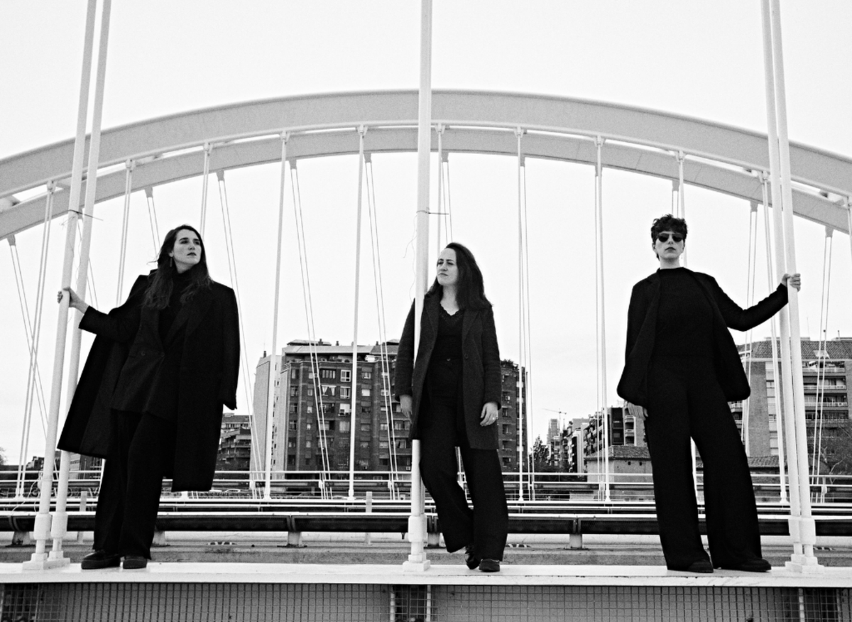 🎶 El Trio Boulanger (Mireia Tarragó, Sara Carmona i Leyre Sáenz de Urturi) porta al Musiquem Lleida un recital dedicat a Nadia Boulanger, amb obres seves, de Lili i del seu entorn artístic, reivindicant el paper de les dones en la música clàssica.

ℹ️coralshalom.cat/participants-m…
