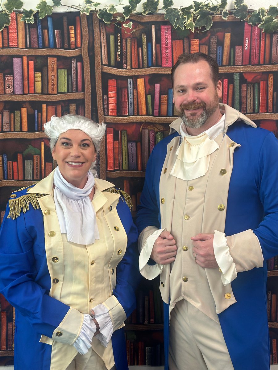 The Mr. Baker 🇺🇸🌻 tweet media