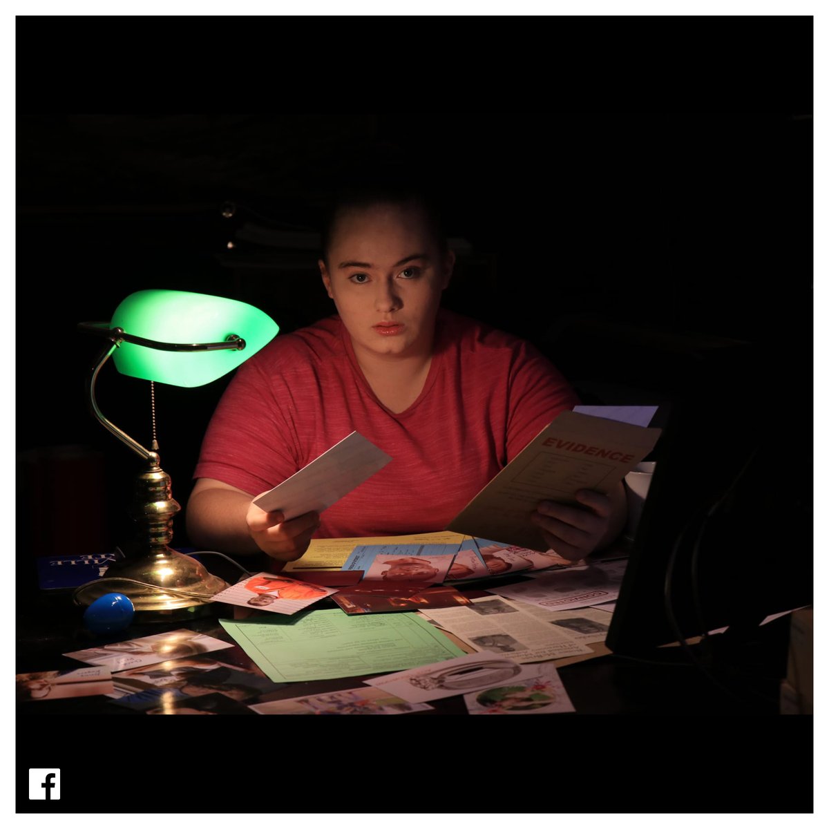 unsolvedcf's tweet image. 🕵️‍♀️ From solo sleuths to full squads, every photo = iconic 🎉 #unsolvedcasefiles