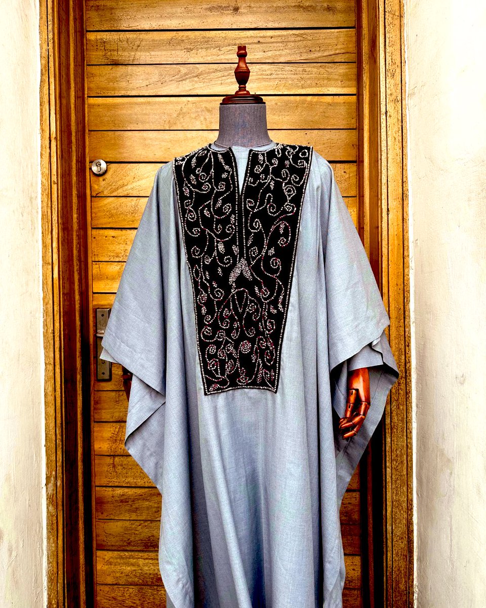 daxsignature's tweet photo. Our Agbada at it’s finest #daxsignature https://t.co/SkNw7kgko8