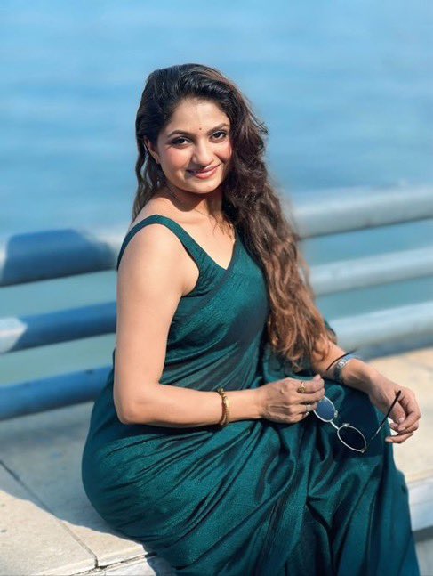 muthalbo's tweet image. Sanam Joshi  #SanamJoshi