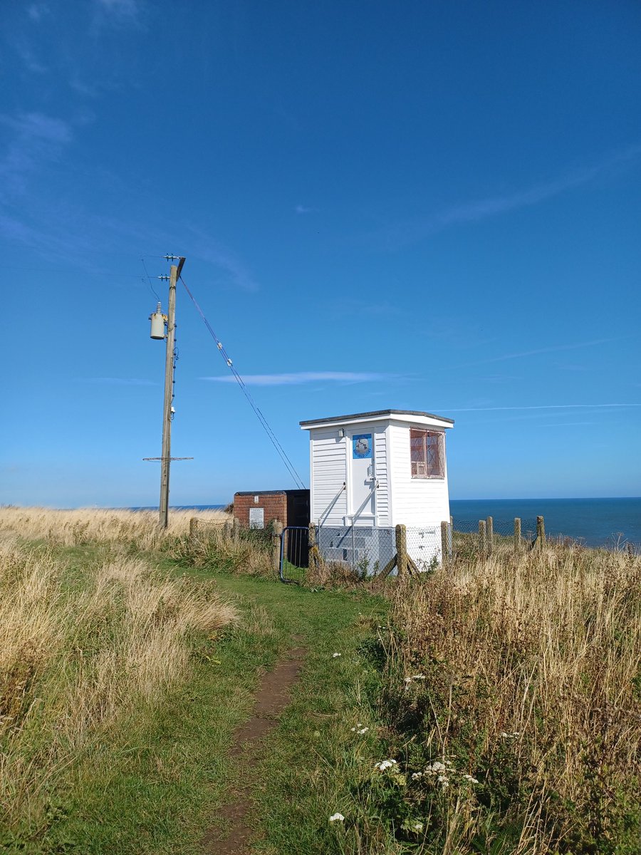 Long Nab Birder🇺🇦 (@addeynick) on Twitter photo A F5 SW wind was just right to channel big numbers of migrants past the Obs. A bonus raptor made for an enjoyable morning.
Counts here: trektellen.org/count/view/107…
<a href="/nybirdnews/">NorthYorksBirdNews</a> A F5 SW wind was just right to channel big numbers of migrants past the Obs. A bonus raptor made for an enjoyable morning.
Counts here: trektellen.org/count/view/107…
<a href="/nybirdnews/">NorthYorksBirdNews</a>