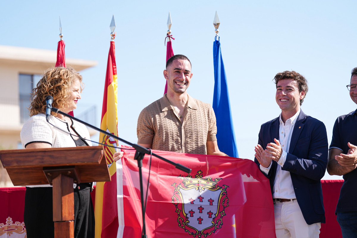 Alcantarilla dedica una calle al atleta Sergio López Barranco.

Grande en la pista y fuera de ella! A por todas ! Seguimos !