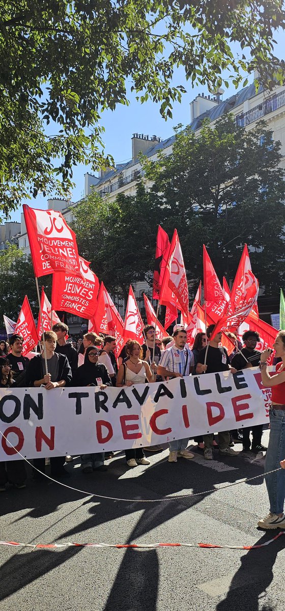 1 million de manifestants en France, la colère gronde, <a href="/EmmanuelMacron/">Emmanuel Macron</a> on va venir te chercher