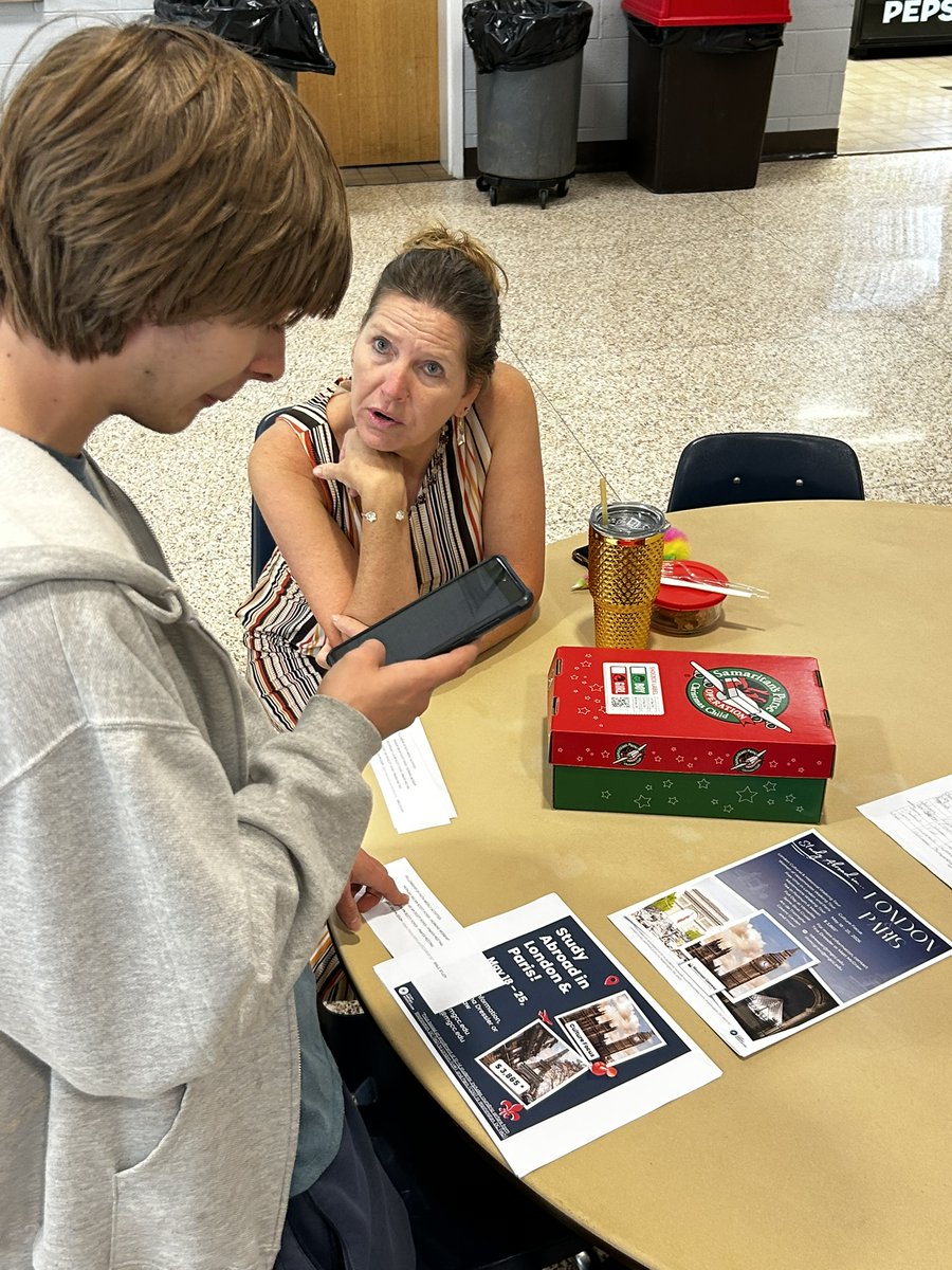 Mountain Gateway Community College students are turning interests into involvement — club sign-ups are in full swing!