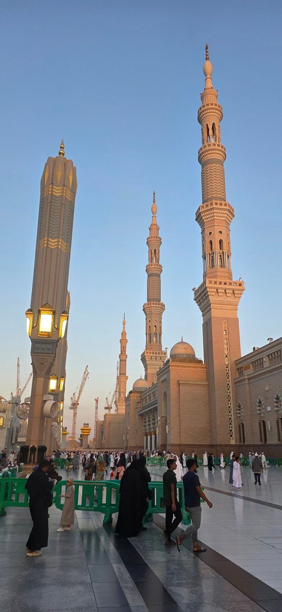 MilkBefrCereal's tweet photo. Madinah - The city of peace https://t.co/WYTDbyyZ67