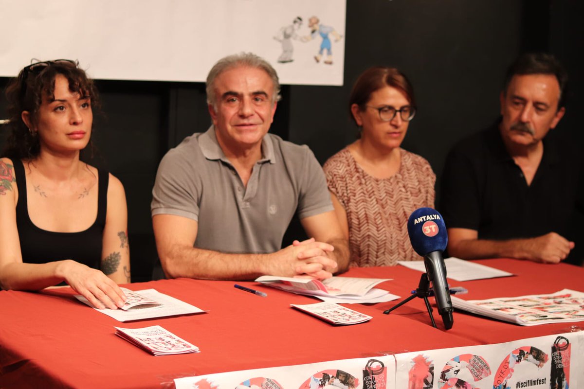 📽 20. İşçi Filmleri Festivali'nin yolculuğu Antalya'dan devam ediyor 🌟

Antalya'daki programın ayrıntılarını basın toplantısında açıkladık.

Festival, 27 Eylül - 5 Ekim tarihlerinde Antalya'da!

Gala 27 Eylül Cumartesi 20.00'de Nazım Hikmet Kongre Merkezi Tarık Akan Salonu’nda!