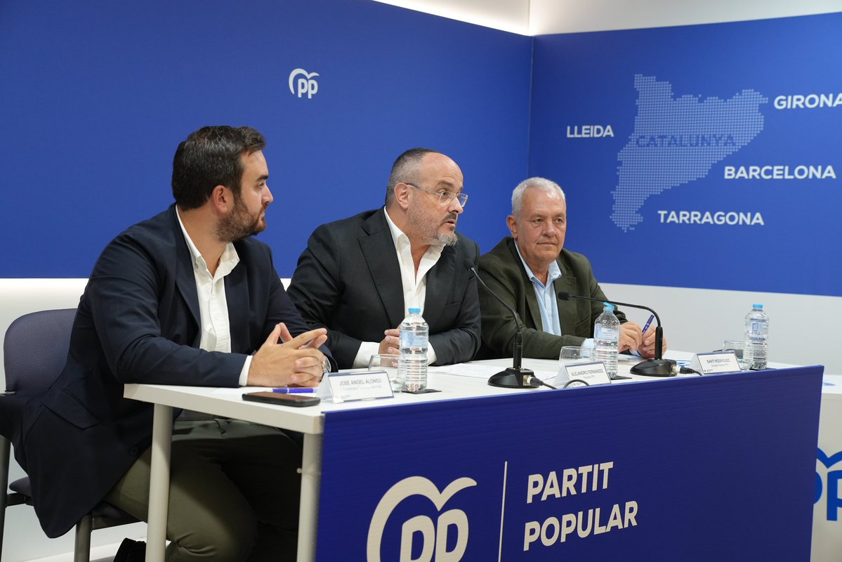 PP de Catalunya (@ppcatalunya) on Twitter photo 💪🏻💙 Aquesta tarda hem celebrat la Junta Directiva del <a href="/PPCatalunya/">PP de Catalunya</a>, treballant junts per continuar enfortint el nostre projecte a Catalunya. 💪🏻💙 Aquesta tarda hem celebrat la Junta Directiva del <a href="/PPCatalunya/">PP de Catalunya</a>, treballant junts per continuar enfortint el nostre projecte a Catalunya.