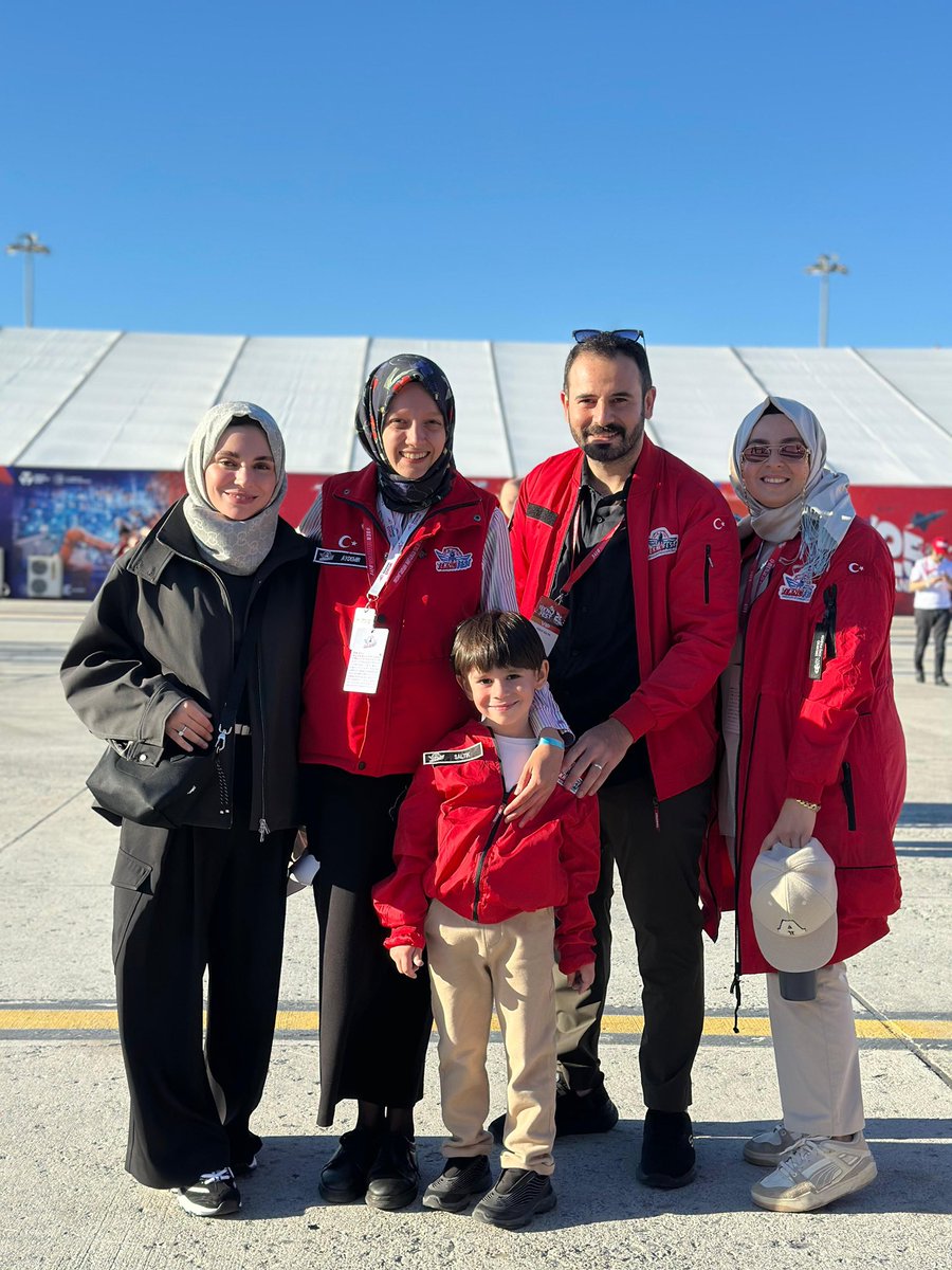 Yusuf SALTIK (@yusufsaltik_) on Twitter photo Türkiye’nin en genç Milletvekili ile, Türkiye’nin en genç festivalinden. 🚀
<a href="/ZehraNurAydemr/">Zehranur Aydemir</a>
<a href="/Selcuk/">Selçuk Bayraktar</a> #Teknofest2025 Türkiye’nin en genç Milletvekili ile, Türkiye’nin en genç festivalinden. 🚀
<a href="/ZehraNurAydemr/">Zehranur Aydemir</a>
<a href="/Selcuk/">Selçuk Bayraktar</a> #Teknofest2025