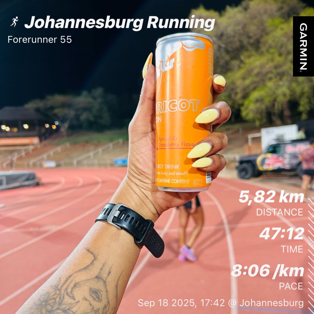 Pale_MissP's tweet photo. Track Night 7 of 10 #ontracktoamajormarathon #OkLetsRun #RunningWithTumiSole https://t.co/dvIQil08wu