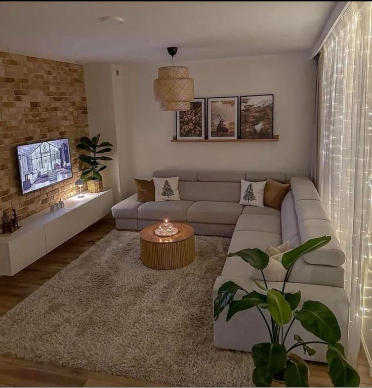 Dicasdaagata's tweet photo. Produtos que deixam sua casa linda e bela sem gastar muito 🏡

A Thread ✨ https://t.co/kP3MlxmU7M