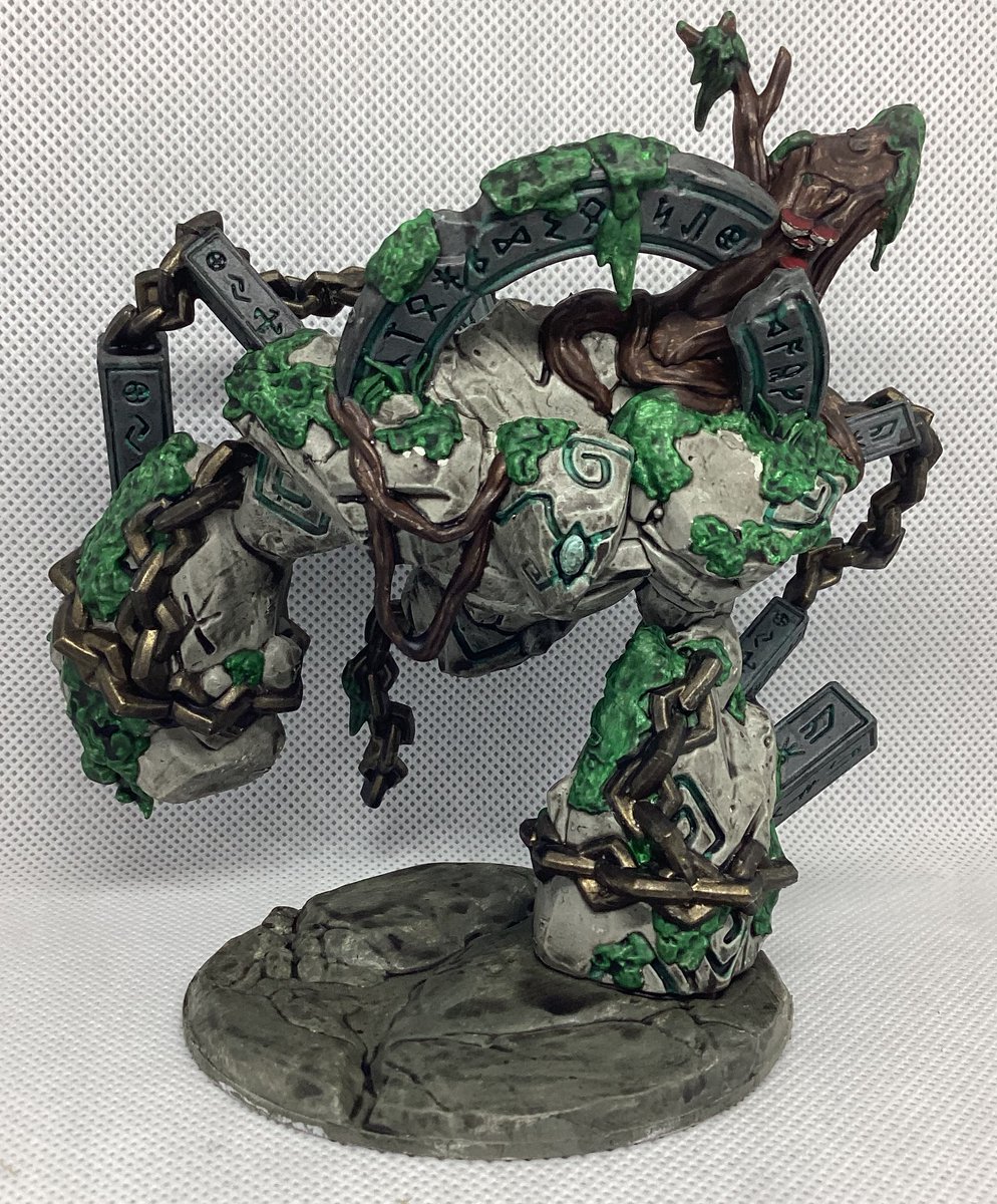 93Daffe's tweet photo. I finished the Runic Golems figures from @StudioArchon 
A pair of very cool figures.

#dungeonsandlasers #dndartist #pathfinder #miniaturepainting #miniature #TRPG https://t.co/0ZnYUTeb7V