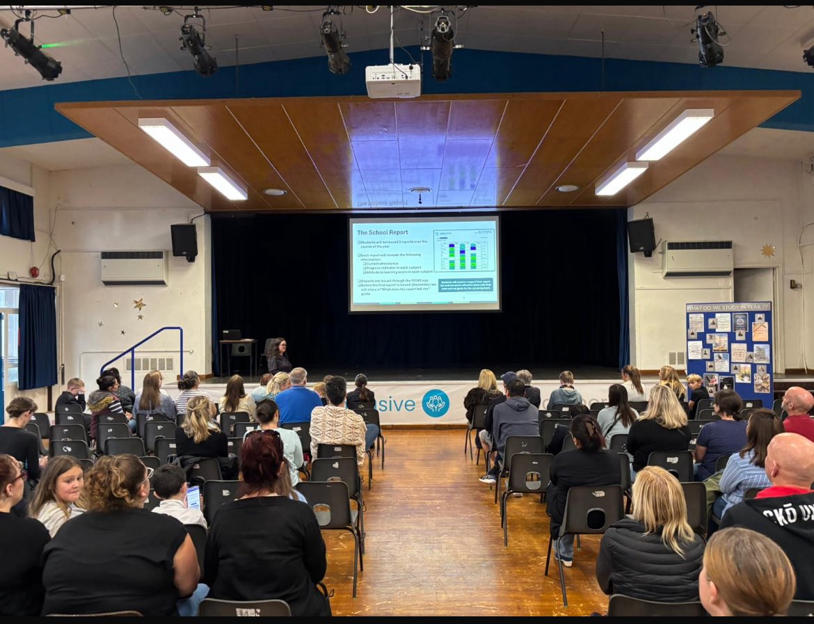MEChilternEdge's tweet image. Lovely to welcome Y7 and Y10 parents this evening for our Information Evenings - sharing expectations, avenues of support and an insight to effective study habits! Thank you to HOY and Senior Leaders and to CESA for providing refreshments. #MECEFamily