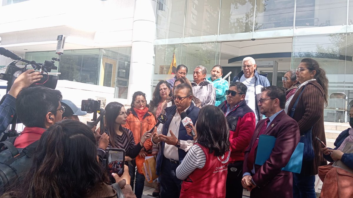 Hoy entregamos en #Quito una demanda en la <a href="/CorteConstEcu/">Corte Constitucional</a> como Amicus Curiae en contra d la Ley d Integridad Pública, seguiremos defendiendo los derechos d la #economiapopularysolidariaante
Pedimos atención urgente d <a href="/SERCOPec/">SERCOP 🇪🇨</a> para la revisión d los CDI precios y catalogaciones.