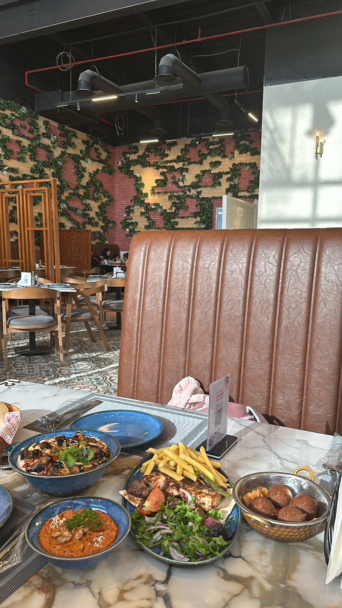 erf2_'s tweet photo. ديت غدا مع ريما ✨ https://t.co/InFmSn0R5z