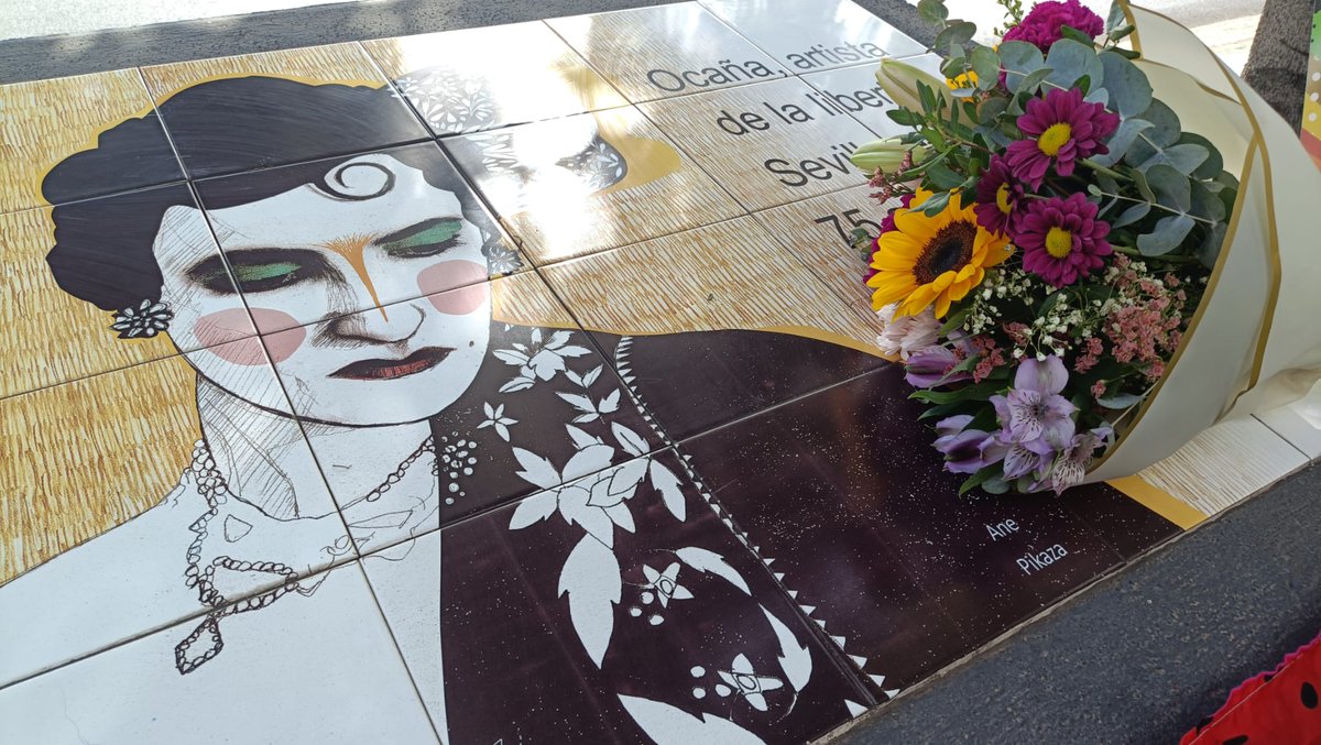 Esta mañana junto a otras entidades LGTBIQ+ 🏳️‍🌈 🏳️‍⚧️ asistimos a un emotivo homenaje del artista Pepe Ocaña. Hoy se cumplen 42 años de su partida. Le hemos dedicado una lectura dramatizada del romance que Carlos Cano le dedicó. 

#Ocaña42aniversario
#SiempreOcaña