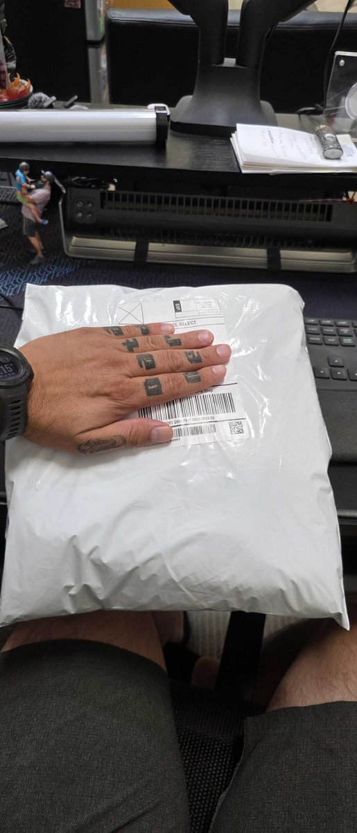 hitectony's tweet image. Big news! Tec Tony just landed an amazing sponsor! Don&apos;t miss the unboxing and awesome videos coming soon! #Sponser #UnboxingFun #ExcitingNews