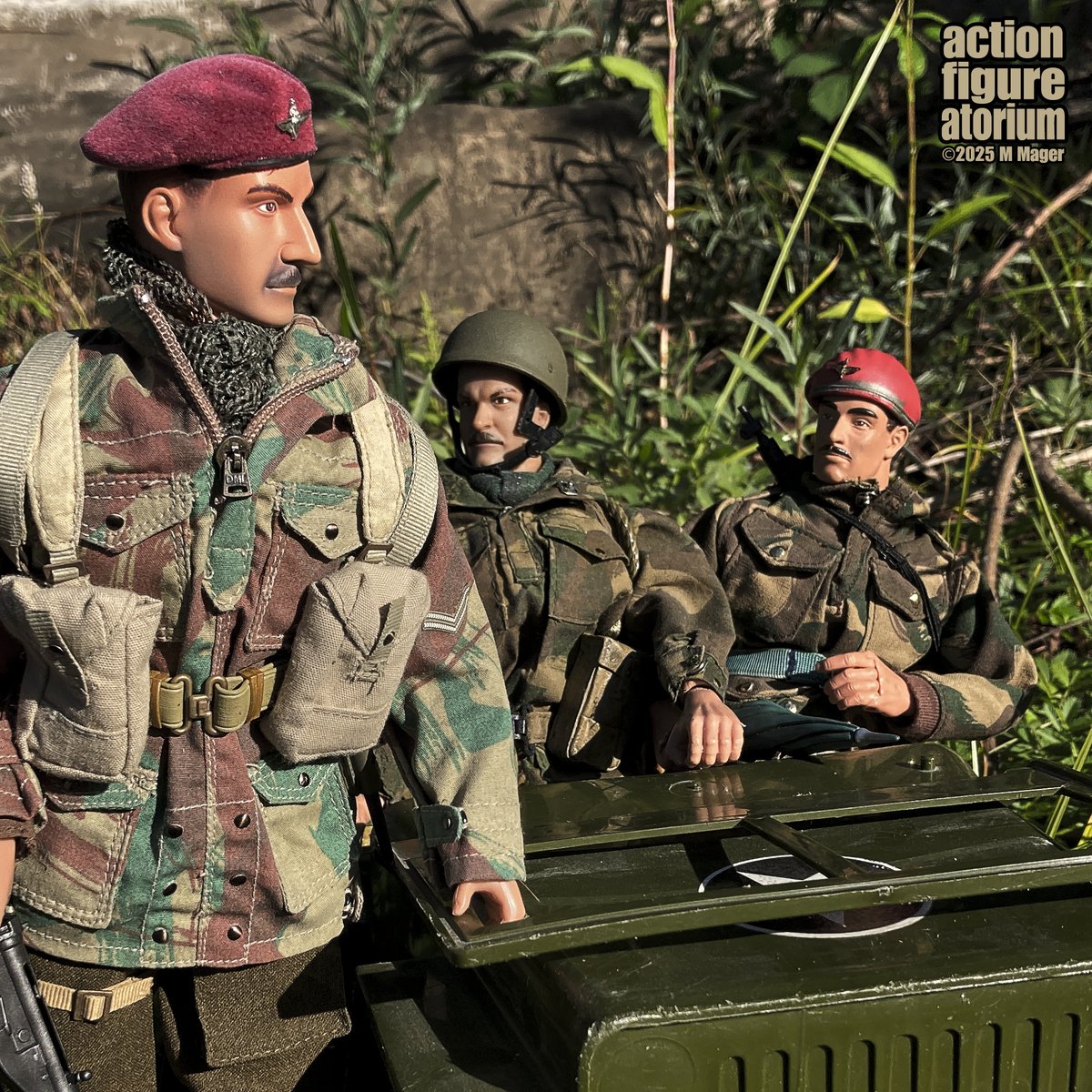 Operation Market Garden was launched 81 years ago this week in 1944. Ultimate Soldier, GI JOE and Dragon Models combine forces to re-create the British 1st Airborne Division. #arnhem #marketgarden #majorjohnfrost #brengun #onesixth