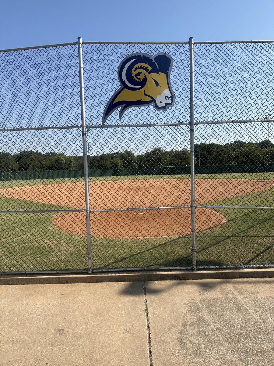 Had a great time touring Texas Wesleyan University! The campus was beautiful, and I really enjoyed the workout afterward. Thank you Coach Gower, for such an amazing experience! <a href="/rhs_eagleSB/">Richardson HS Softball</a> <a href="/Gosset41/">Brian Gosset</a> <a href="/texasgloryadkin/">Glory Adkins Softball</a> <a href="/GMsportsmedia1/">GM Sports Media</a>