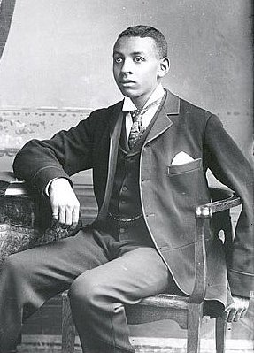 #WalkGood Senator #DonaldHOliver It was an honour to meet you, and I am deeply grateful for all you did, including your  invaluable leadership and guidance in creating the James R. Johnston Chair in Black Canadian Studies. Thank you sir.