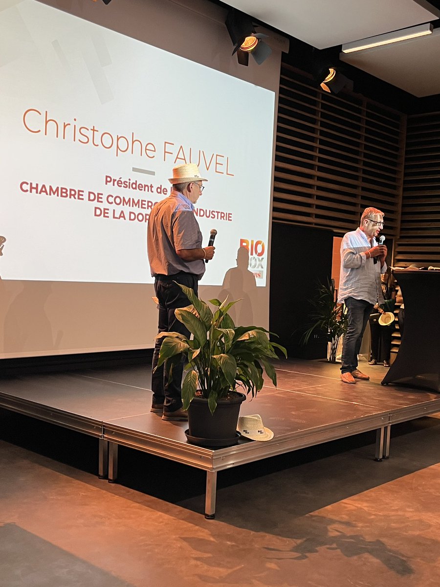 🎉 30 ans de Bio Inox fêtés à Bergerac dans le tout nouveau centre L’Étincelle.
Solide comme l’inox, brillante comme une étincelle… et même savoureuse comme une pasta al dente 🇮🇹😉
Bravo à Patrick et à toute l’équipe pour ce beau parcours !
#Industrie #Bergerac #30ans